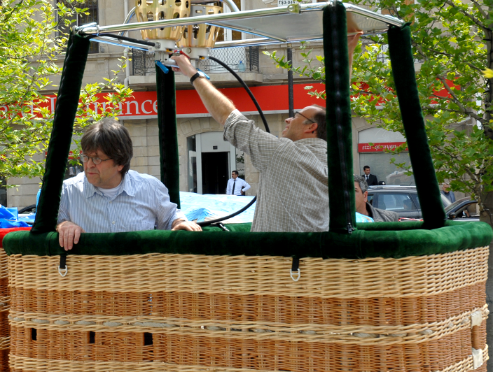 Single Straight Partition - Woven Floor