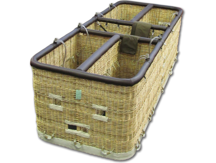 'TT' Partition - Solid Floor