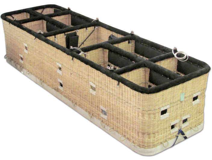 'TT' Partition - Solid Floor